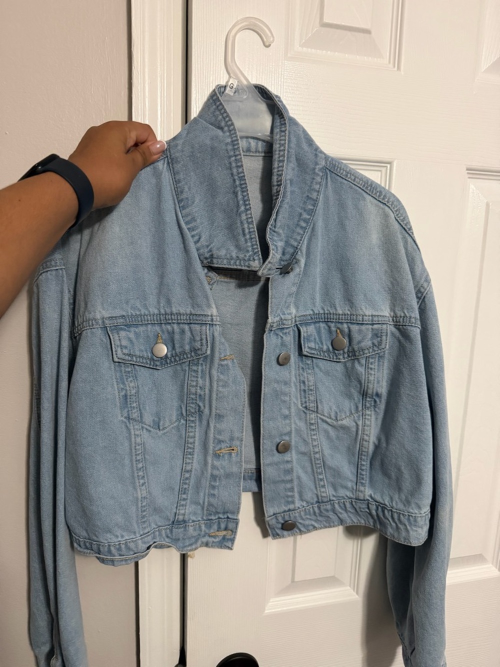Light Blue Denim Jacket - Women's Cropped Jean Jacket